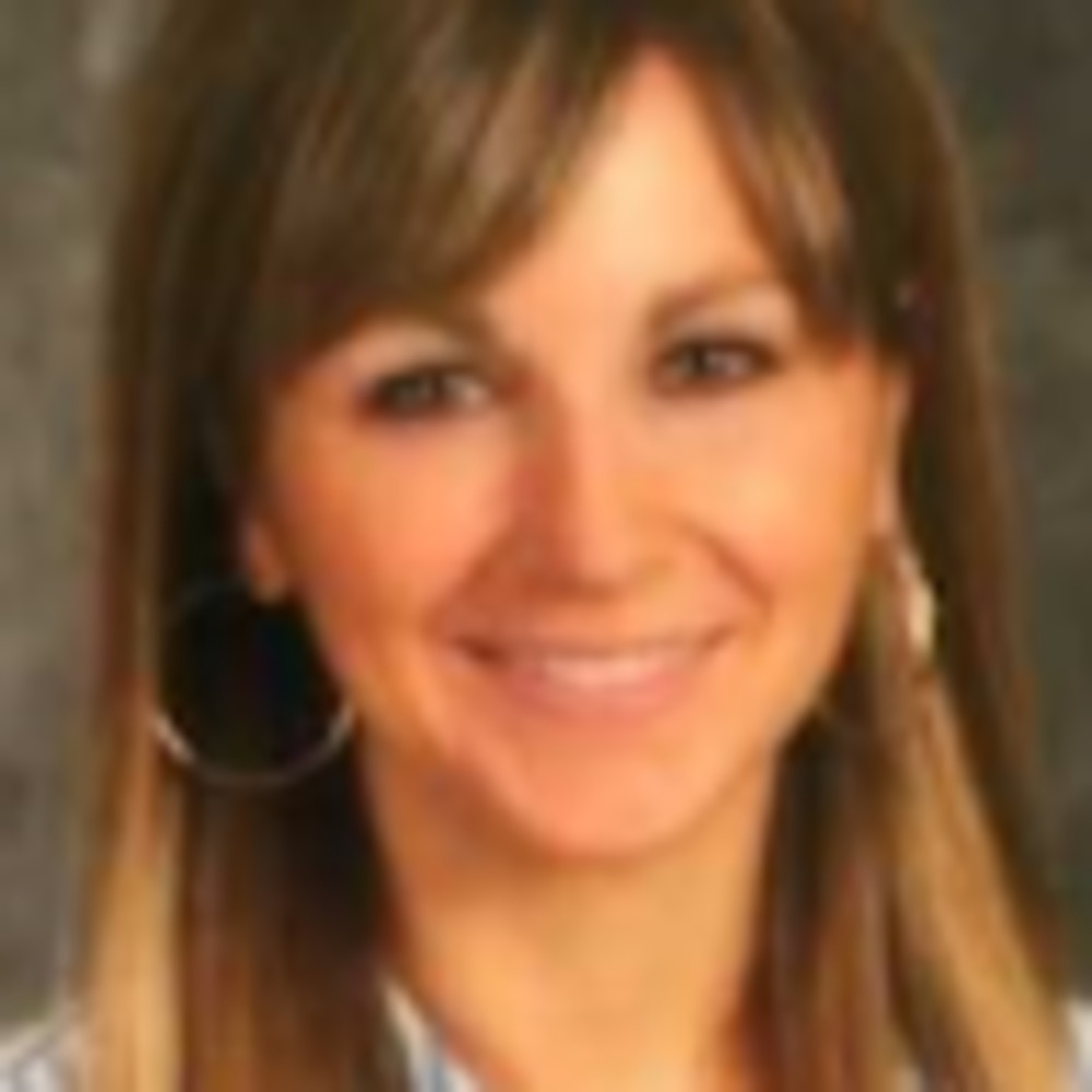 Meet your Posher, Claudia